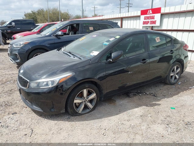 KIA FORTE S 2018 3KPFL4A79JE219312 Image 2