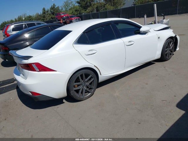 44554067 :رقم المزاد ، JTHBF1D25F5079331 vin ، 2015 Lexus Is 250 Crafted Line مزاد بيع