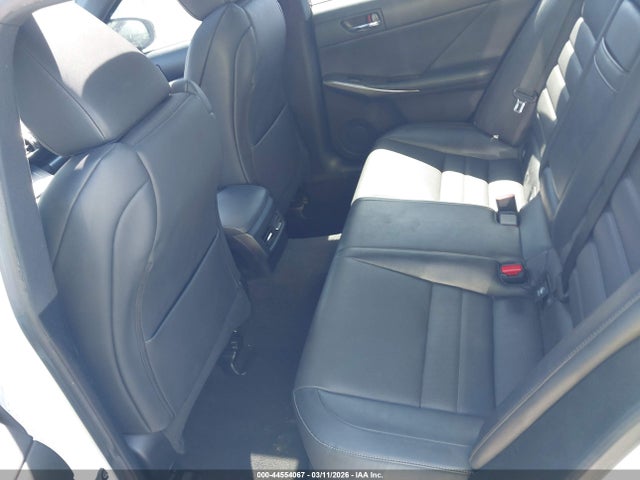 44554067 :رقم المزاد ، JTHBF1D25F5079331 vin ، 2015 Lexus Is 250 Crafted Line مزاد بيع