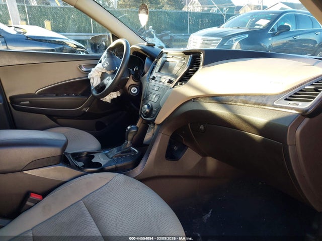 2018 HYUNDAI SANTA FE SPORT 5XYZTDLB0JG525381 Photo 4