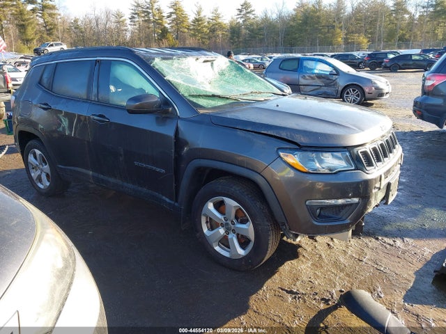 Jeep New Compass Latitude 4x4 2017 3C4NJDBB8HT692449 main image