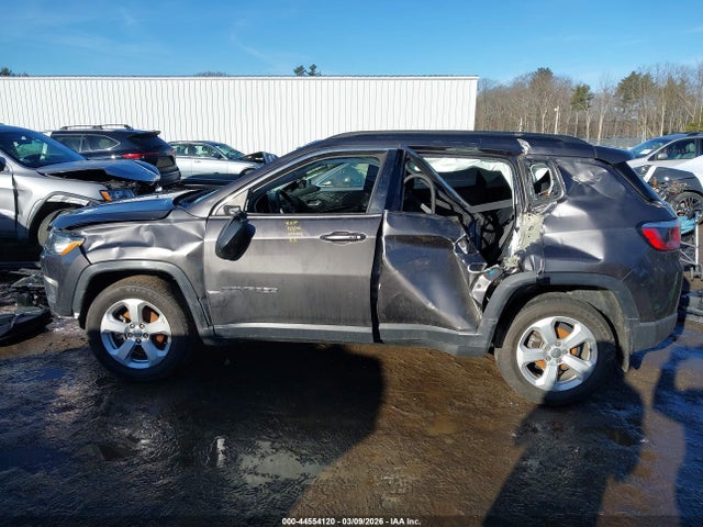 Jeep New Compass Latitude 4x4 2017 3C4NJDBB8HT692449 Image 14