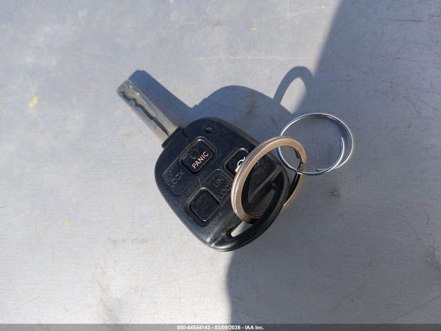 Продажа на аукционе авто 2004 Lexus Es 330, vin: JTHBA30G440010328, номер лота: 44554143