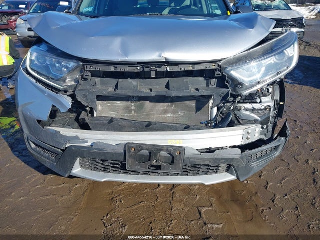 2HKRW6H39JH217557 Honda CR-V LX