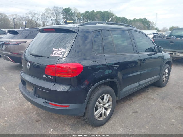 2017 VOLKSWAGEN TIGUAN WVGBV7AX0HK028908 Photo 3