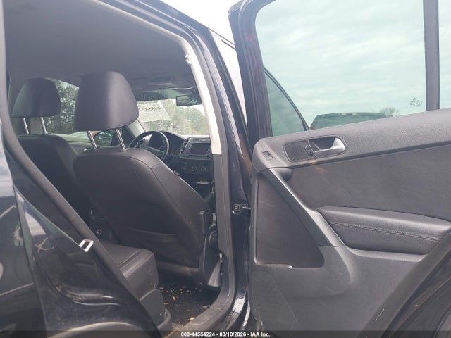 2017 VOLKSWAGEN TIGUAN WVGBV7AX0HK028908 Photo 7