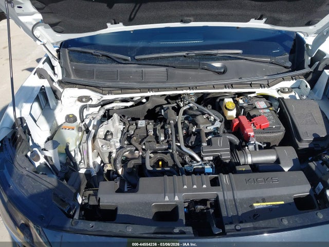 3N8AP6CA2SL415001 Nissan Kicks Sv Fwd