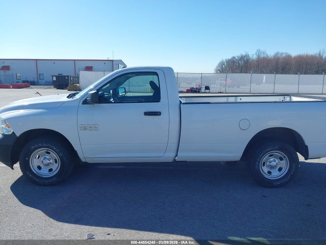 3C6JR7DG7HG586785 RAM 1500 Tradesman 4x4 8&#039; Box