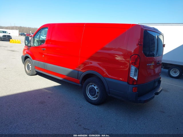 1FTYE1ZM6HKB35953 Ford Transit-150