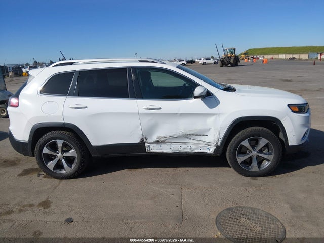 1C4PJMDN9KD180857 Jeep Cherokee Limited 4x4