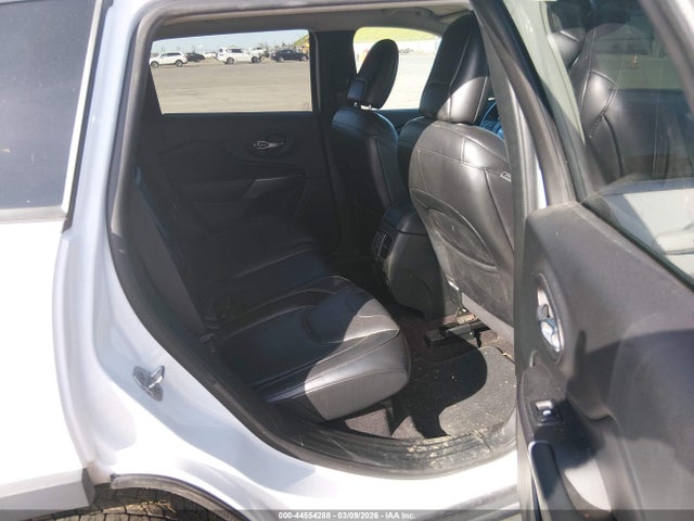 1C4PJMDN9KD180857 Jeep Cherokee Limited 4x4