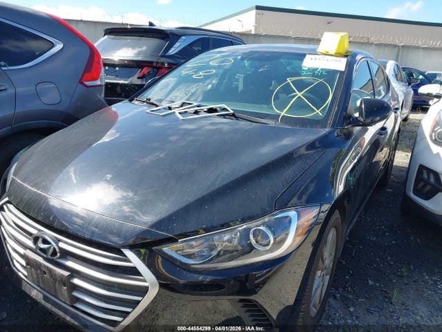 5NPD84LF1JH385784 Hyundai ELANTRA SEL