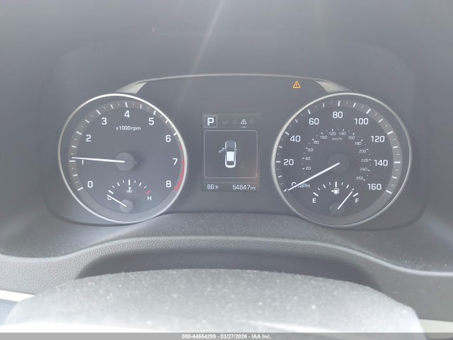 5NPD84LF1JH385784 Hyundai ELANTRA SEL