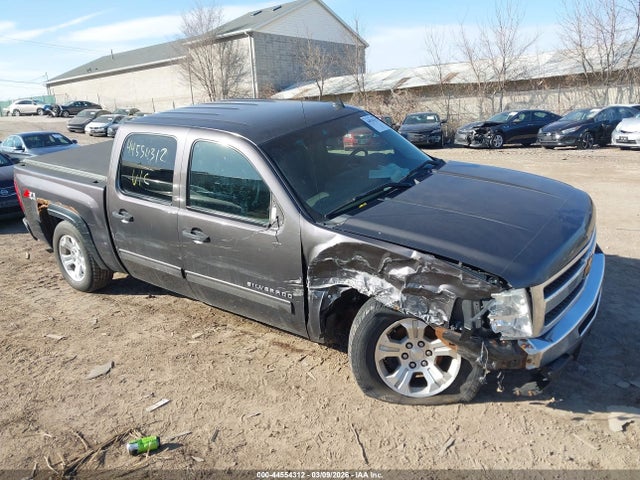 2011 CHEVROLET SILVERADO 1500 3GCPKSE34BG298414