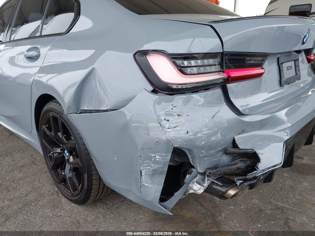 44554320 :رقم المزاد ، 3MW69CW06S8F64816 vin ، 2025 Bmw 330i مزاد بيع