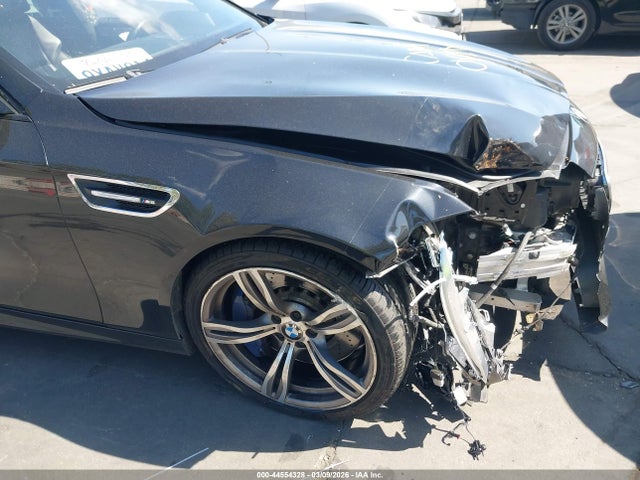 2015 Bmw M5 მანქანა იყიდება აუქციონზე, vin: WBSFV9C51FD594311, აუქციონის ნომერი: 44554328