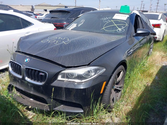 2015 Bmw M5 მანქანა იყიდება აუქციონზე, vin: WBSFV9C51FD594311, აუქციონის ნომერი: 44554328