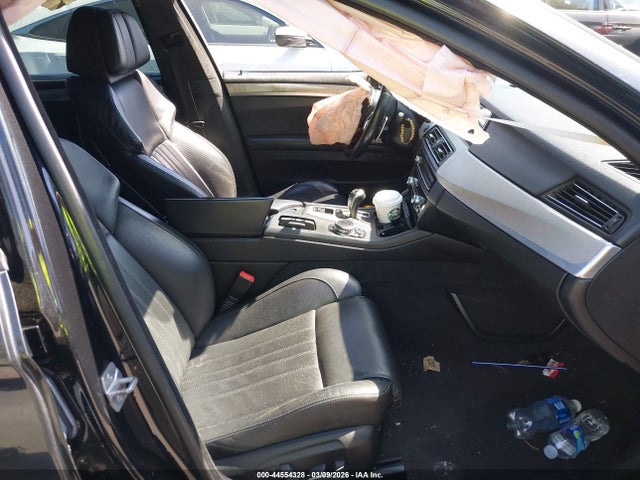 2015 Bmw M5 მანქანა იყიდება აუქციონზე, vin: WBSFV9C51FD594311, აუქციონის ნომერი: 44554328