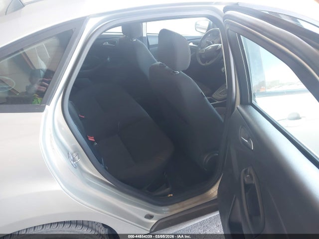 Ford FOCUS SE 2016 1FADP3F23GL346405 Image 8