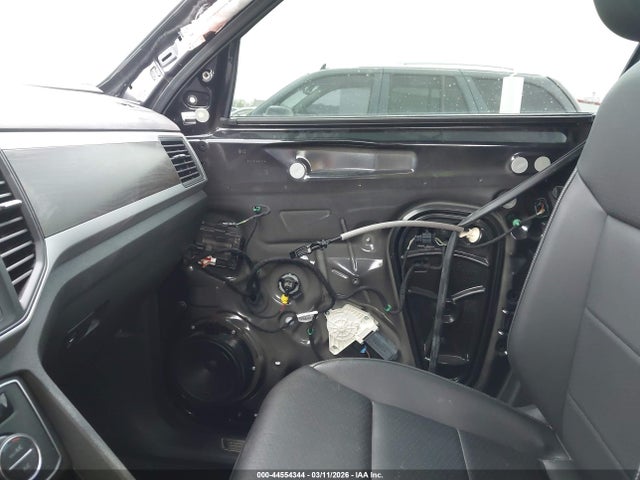 Продаж на аукціоні авто 2021 Volkswagen Atlas 2.0t Se W/technology, vin: 1V2WP2CA0MC589043, номер лоту: 44554344