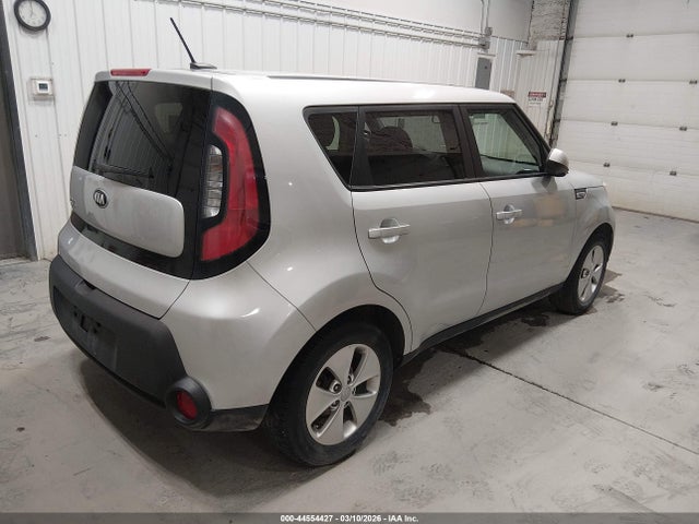 KNDJN2A29F7805738 KIA Soul
