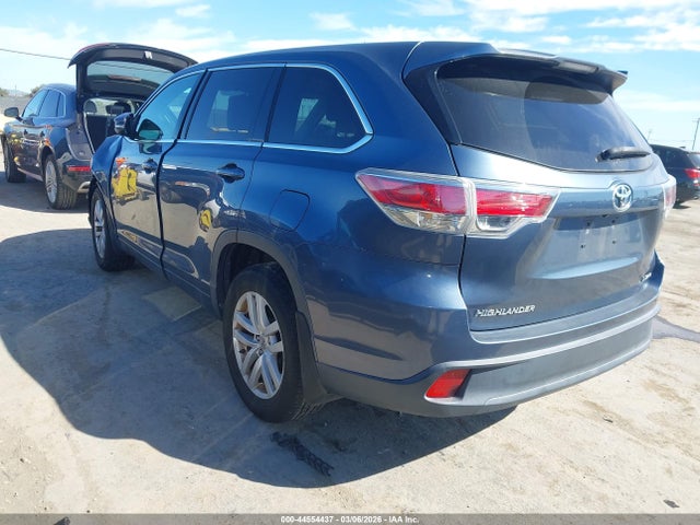 Toyota Highlander Le V6 2014 5TDBKRFH2ES051590 Image 3