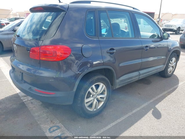 2016 VOLKSWAGEN TIGUAN WVGBV7AX8GW583466 Photo 3
