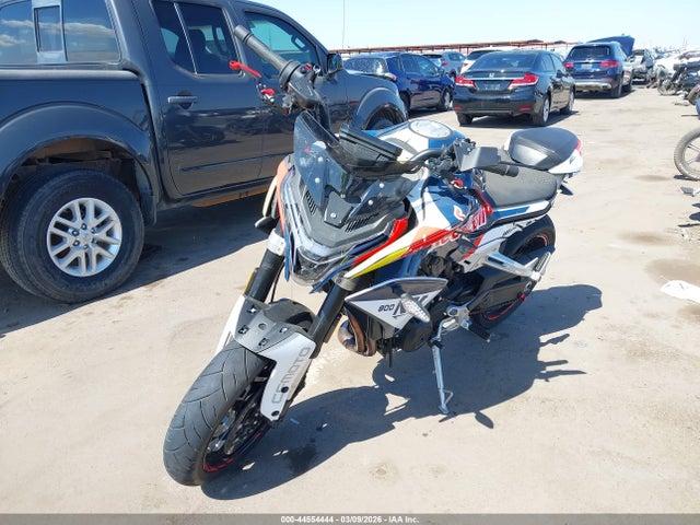 LCEPEYL42R6000623 Cf Moto 800nk