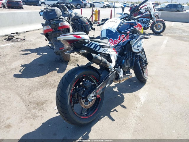 LCEPEYL42R6000623 Cf Moto 800nk