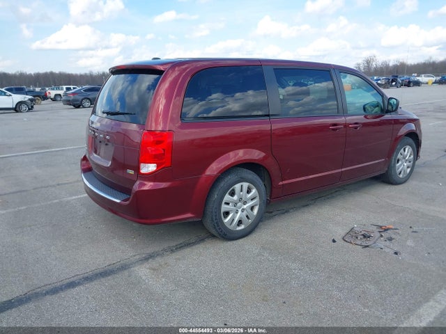 2C4RDGBG5JR296946 Dodge Grand Caravan Se
