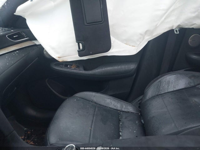 2019 INFINITI QX50 3PCAJ5M1XKF138330 Photo 4