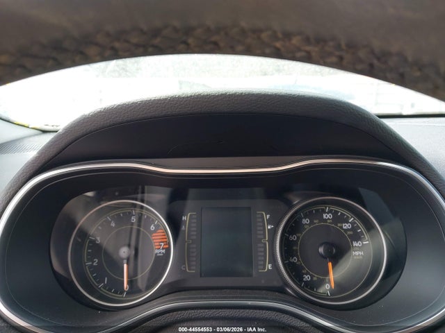 44554553 :رقم المزاد ، 1C4PJLLB8LD577754 vin ، 2020 Jeep Cherokee Latitude Plus Fwd مزاد بيع