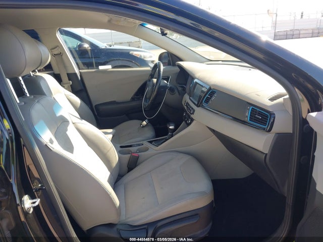 KIA Niro Plug-in Hybrid Ex 2018 KNDCD3LD3J5205138 Image 5