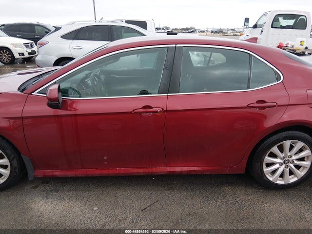 Toyota CAMRY LE 2019 4T1B11HK2KU807631 Image 14