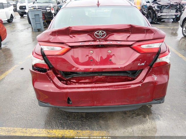 Toyota CAMRY LE 2019 4T1B11HK2KU807631 Image 18