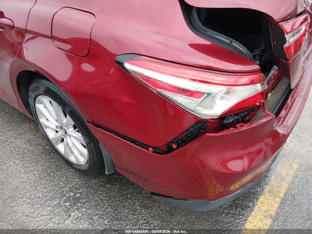 Toyota CAMRY LE 2019 4T1B11HK2KU807631 Image 19