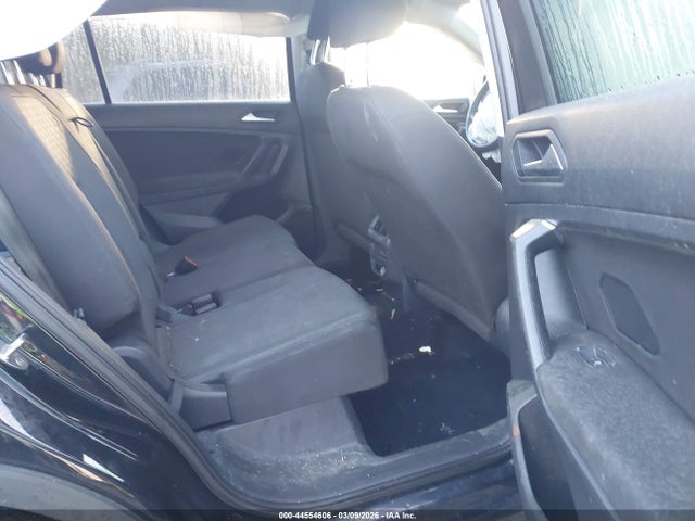 44554606 :رقم المزاد ، 3VV1B7AX0MM144848 vin ، 2021 Volkswagen Tiguan 2.0t S مزاد بيع