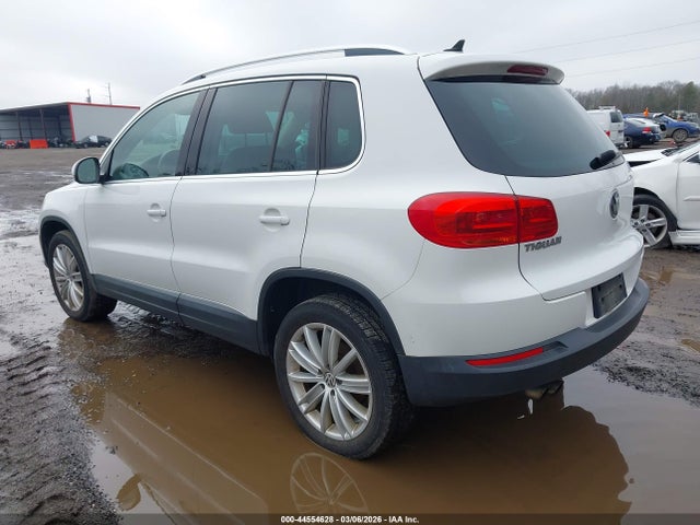 2012 VOLKSWAGEN TIGUAN WVGBV7AX9CW583860 Photo 2