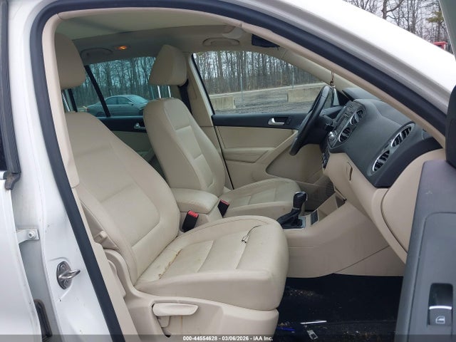 2012 VOLKSWAGEN TIGUAN WVGBV7AX9CW583860 Photo 4