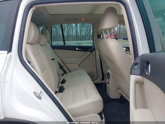 2012 VOLKSWAGEN TIGUAN WVGBV7AX9CW583860 Photo 7