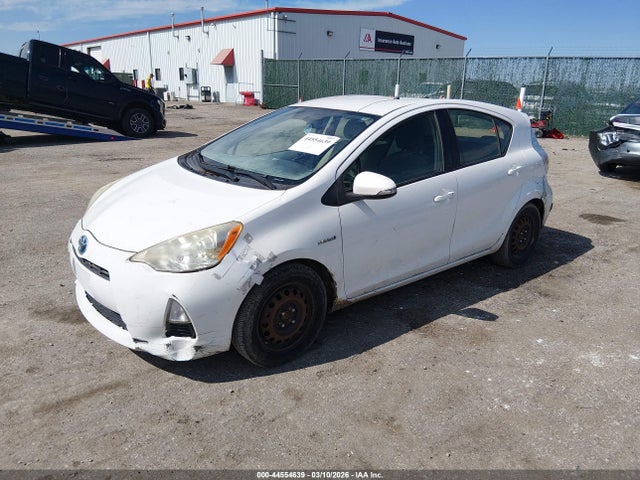 2013 TOYOTA PRIUS C JTDKDTB32D1544571 Photo 1