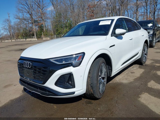 44554645 :رقم المزاد ، WA1DABGE3RB060698 vin ، 2024 Audi Q8 E-tron S Line Prestige Quattro مزاد بيع