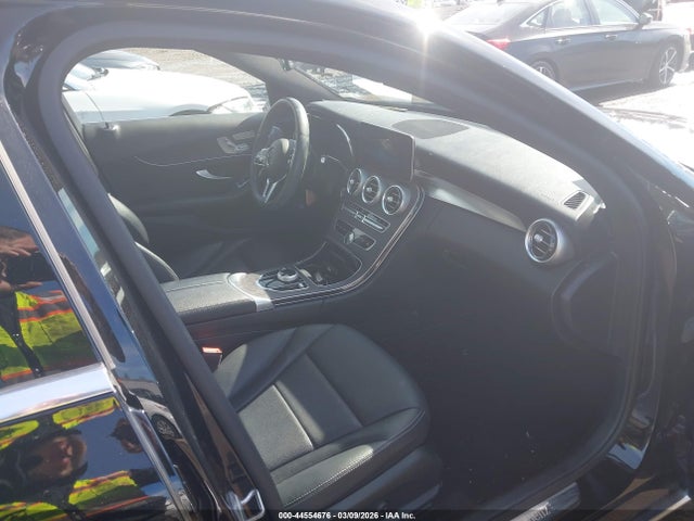 W1KWF8EB1MR631431 Mercedes-Benz C 300 4matic