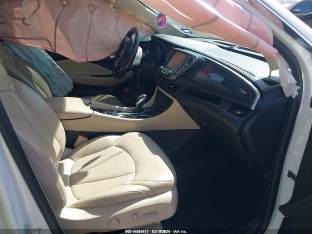 44554677 :رقم المزاد ، LRBFXDSA9HD071140 vin ، 2017 Buick Envision Essence مزاد بيع