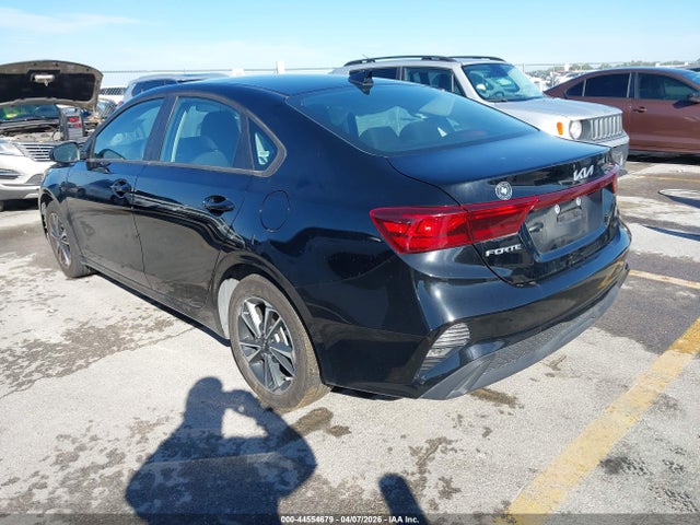 2024 Kia Forte Lxs მანქანა იყიდება აუქციონზე, vin: 3KPF24AD3RE792470, აუქციონის ნომერი: 44554679