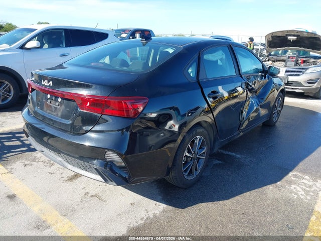 2024 Kia Forte Lxs მანქანა იყიდება აუქციონზე, vin: 3KPF24AD3RE792470, აუქციონის ნომერი: 44554679