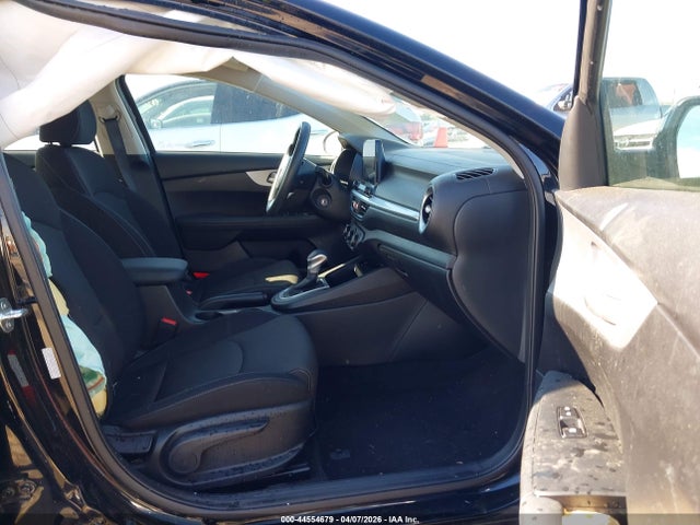 2024 Kia Forte Lxs მანქანა იყიდება აუქციონზე, vin: 3KPF24AD3RE792470, აუქციონის ნომერი: 44554679