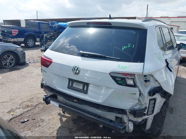 44554699 :رقم المزاد ، 3VV3B7AXXJM192507 vin ، 2018 Volkswagen Tiguan 2.0t Se/2.0t Sel مزاد بيع