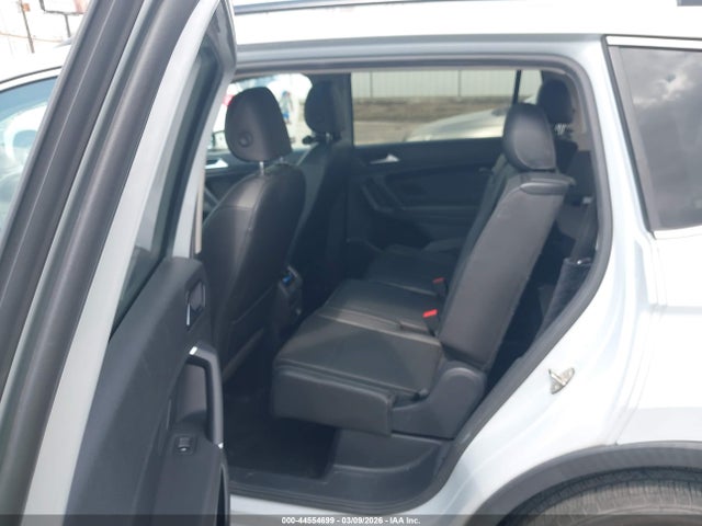44554699 :رقم المزاد ، 3VV3B7AXXJM192507 vin ، 2018 Volkswagen Tiguan 2.0t Se/2.0t Sel مزاد بيع