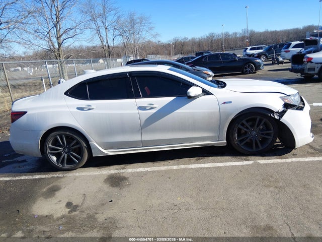 2020 Acura Tlx A-spec/a-spec W/red Leather მანქანა იყიდება აუქციონზე, vin: 19UUB3F6XLA001472, აუქციონის ნომერი: 44554701